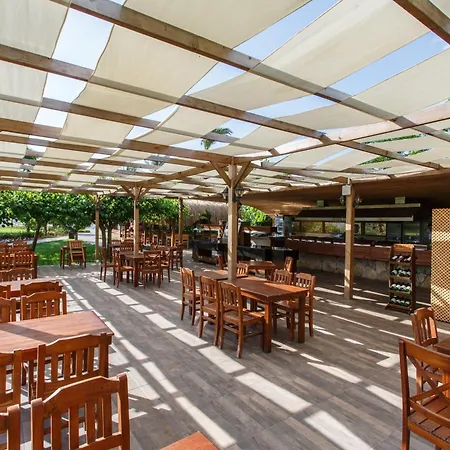 Hotel Lucida Çamyuva