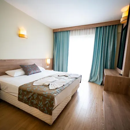 Hotel Lucida Çamyuva