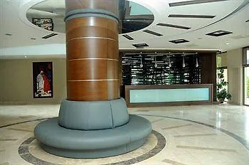 Lucida Hotell 5*