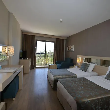 Hotel Lucida Çamyuva