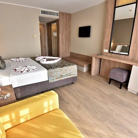Hotel Lucida - Ultra