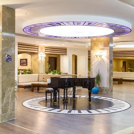 Lucida Hotel 5*