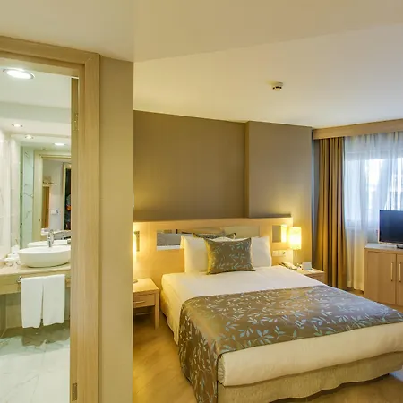 Lucida 5*