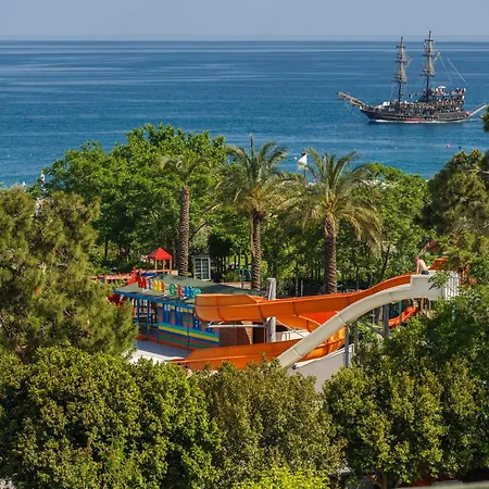 Hotel Lucida 5*