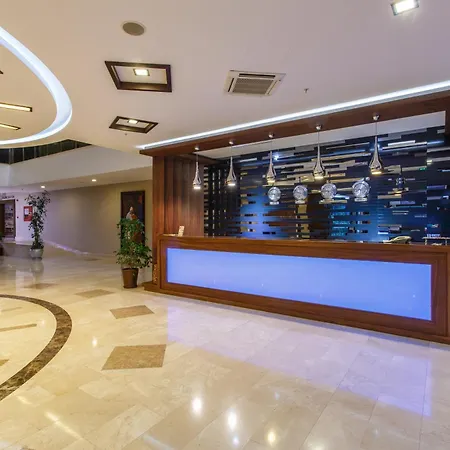 Lucida Hotel 5*